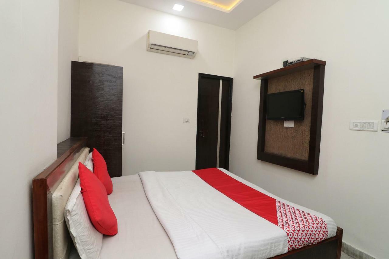 Oyo 24723 Hotel Atul Palace Agra  Dış mekan fotoğraf